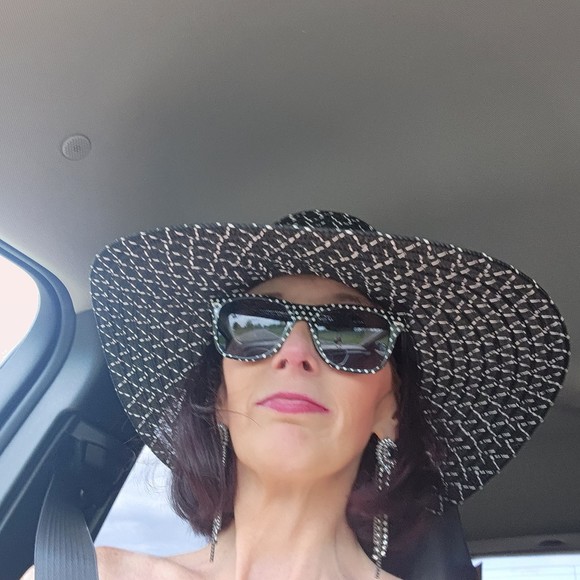 Meet your Posher, Mary ann - Picture 1 of 1